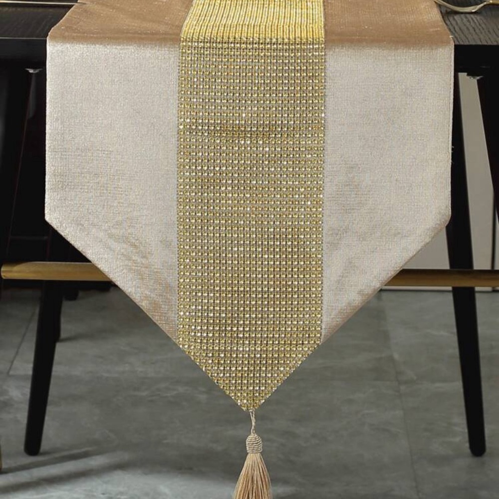 Luxury Rhinestone Table Runner - Picture 4 of 13